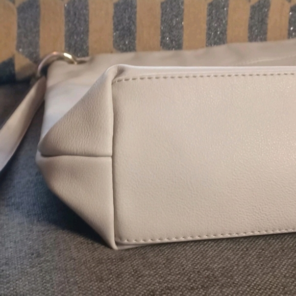 Franco Sarto White Crossbody Purse 🤍💫✨️ 12"×12" - Picture 13 of 14